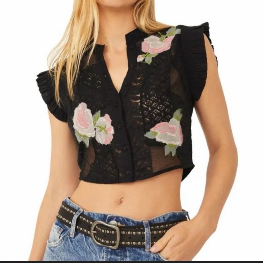 FREE PEOPLE Garden Rose Lace Top- Size Small